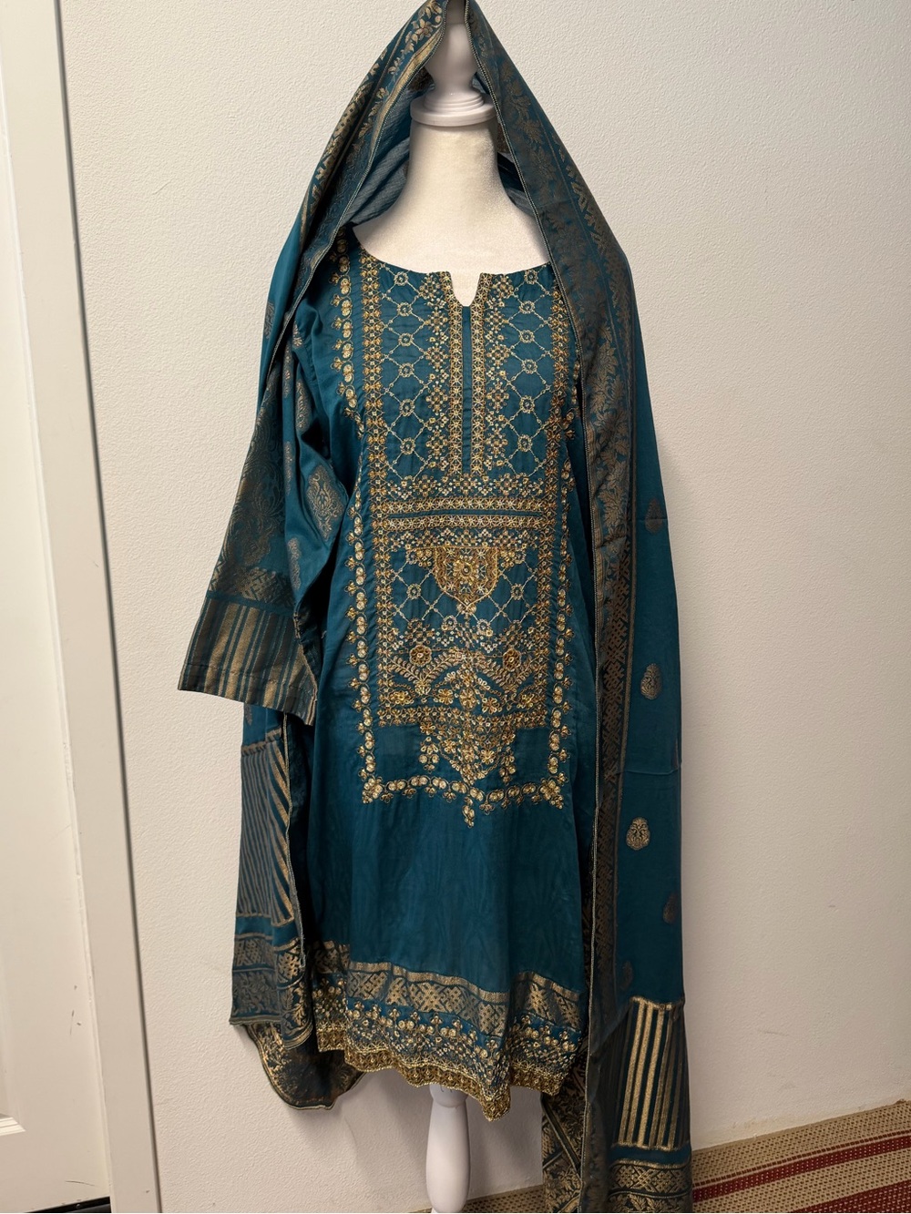 Teal Gold Pakistani 3 Piece Suit Embroidered Kurta Dupatta